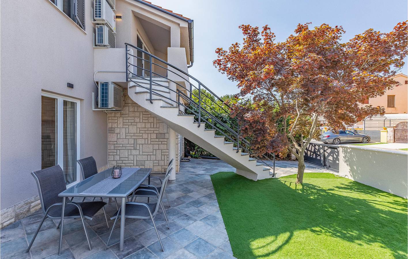 Appartamento intero, Appartamento vacanze per 10 persone con terrazza in Banjole, Costa meridionale dell´Istria