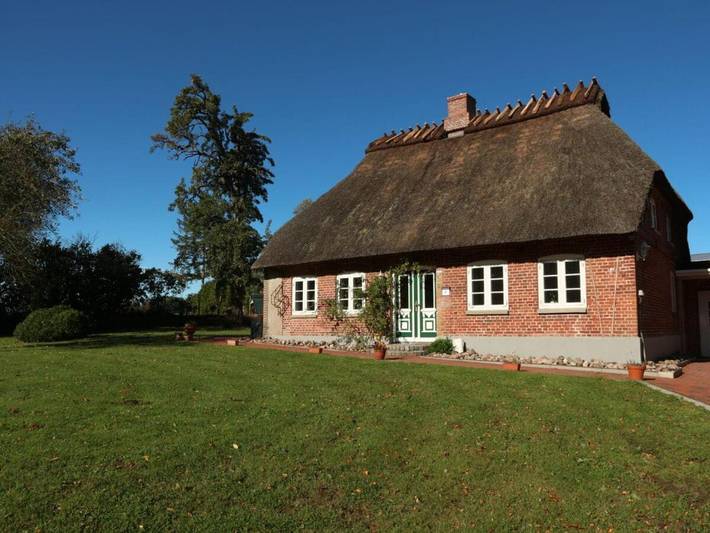 Ferienhaus für 6 Personen, mit Terrasse und Garten sowie Ausblick