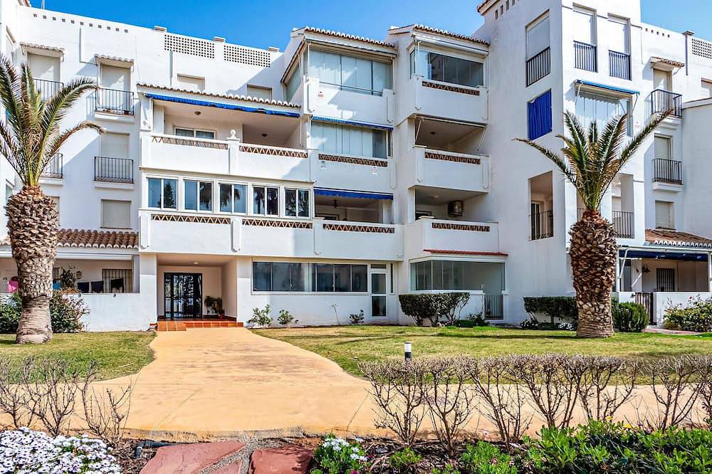 Entire apartment, Cozy Apartement in Almerimar in Marina (Almerimar), El Ejido