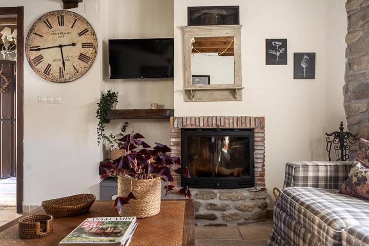 Casa rural para 10 personas, con piscina además de jardín y vistas en Los Cameros - 4