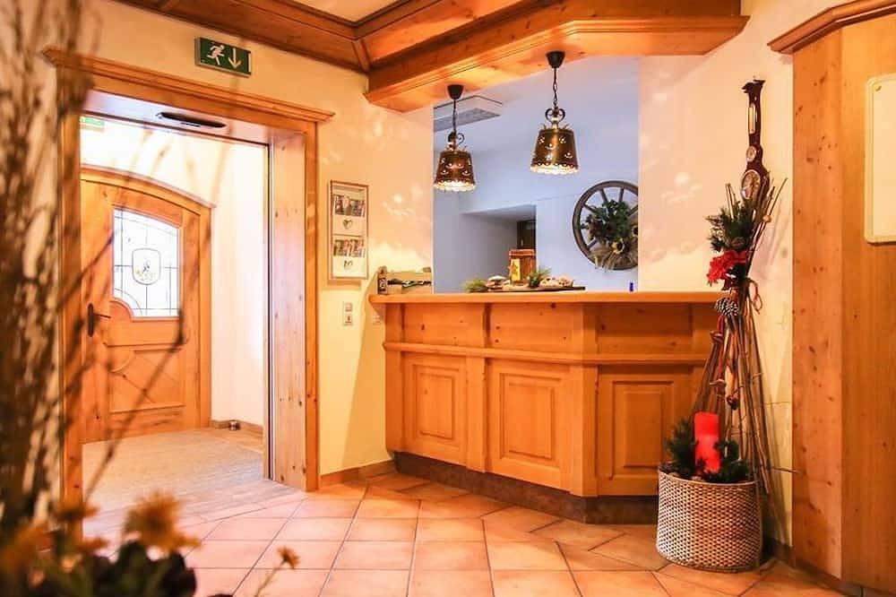 Seisenbergklamm, Landgasthof-Pension - Doppelzimmer mit Dusche, Wc in Weißbach bei Lofer, Pinzgau