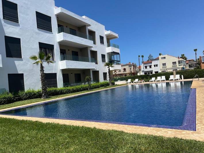 Appartement de vacances pour 5 personnes, avec piscine et jardin