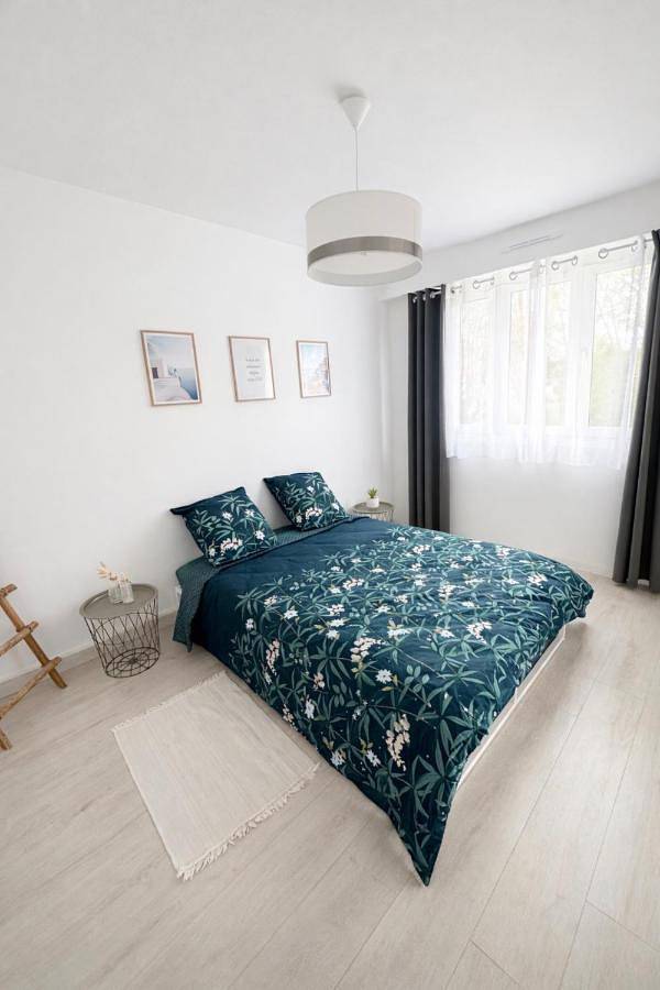Appartement entier, Two-Bedroom Apartment with Garden View in Chilly-Mazarin, Essonne