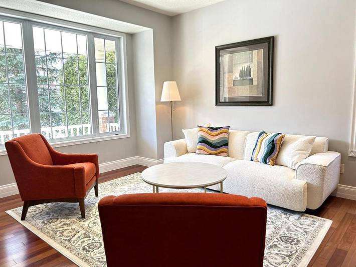 Location de vacances pour 8 personnes, avec jardin à Ottawa