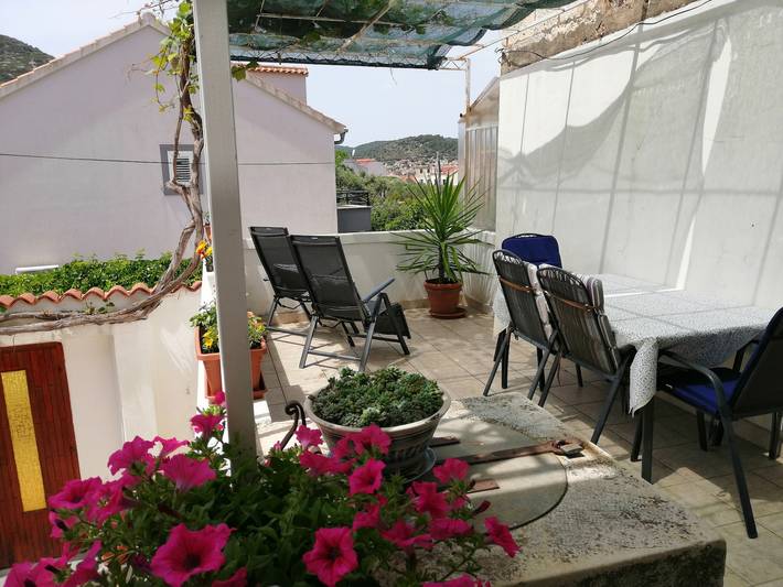 Ferienwohnung für 2 Personen, mit Balkon/Terrasse auf Vis