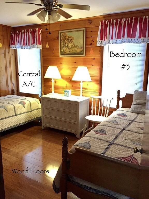 2019 Lavallette Beach Block, Wi-Fi, C- A / C, 9 Schlafplätze, Badges, 9 Häuser zum Strand! in Toms River, Ocean County