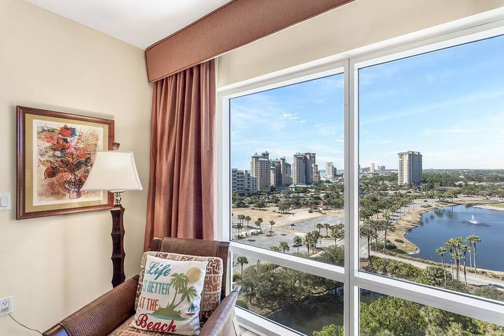 Vacation rental for 4 people, with pool and hot tub in Sandestin