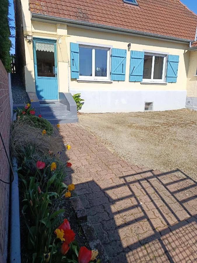 Location de vacances pour 4 personnes, avec vue et terrasse à Boismont