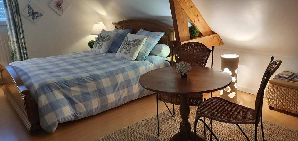 Gîte pour 2 personnes, avec terrasse et jardin à Saint-Contest - 3
