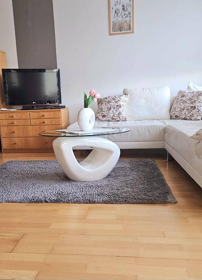 Ferienwohnung für 3 Personen, mit Balkon und Terrasse sowie Ausblick in Freilassing - 4