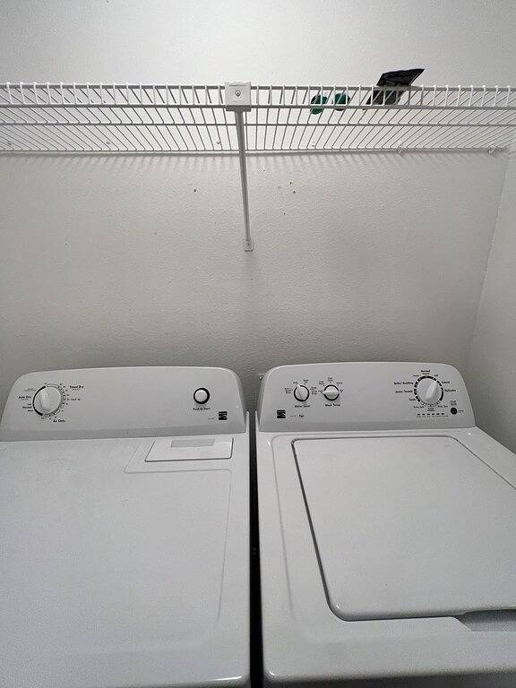 Spacious 2Bd 2Ba Freewifi Parking 12 mi - At&T Stadium, Globe Life Field, Tlive! in Arlington, Tarrant County