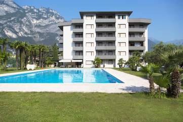 Ferienwohnung für 5 Personen, mit Balkon und Pool, mit Haustier in Riva del Garda