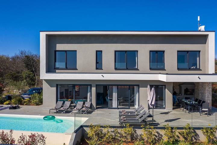 Modernes Ferienhaus mit Infinity-Pool und Meerblick in Krnica, Marčana