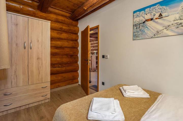 Luxuriöses Haus in Fuzine mit Sauna in Fuzine, Primorje-Gorski Kotar