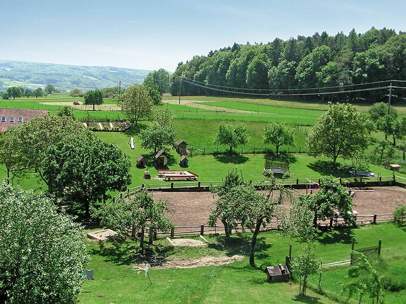 Ganze Ferienwohnung, Ferienbauernhof Hof Balisheim - 3-Zimmer-Fewo, Fewo Rapunzel, Wohnküche, 1. Og, 81 qm in Gaienhofen, Untersee
