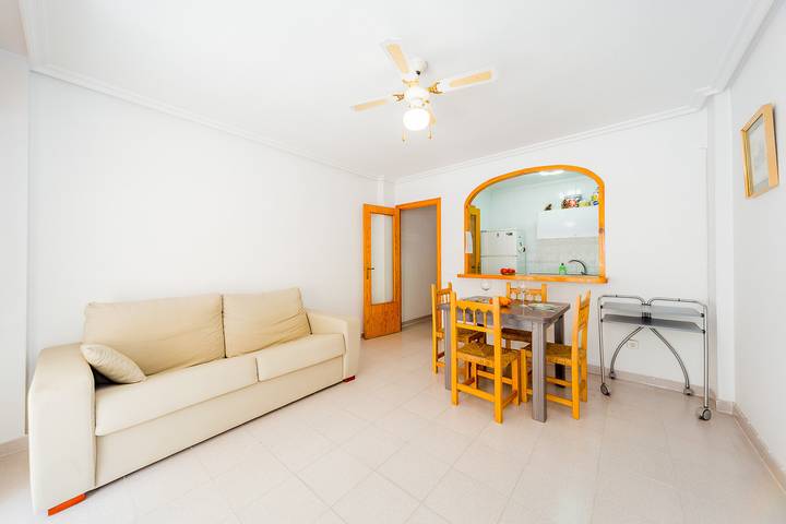 Ferienwohnung für 4 Personen, mit Balkon in Torrevieja - 4