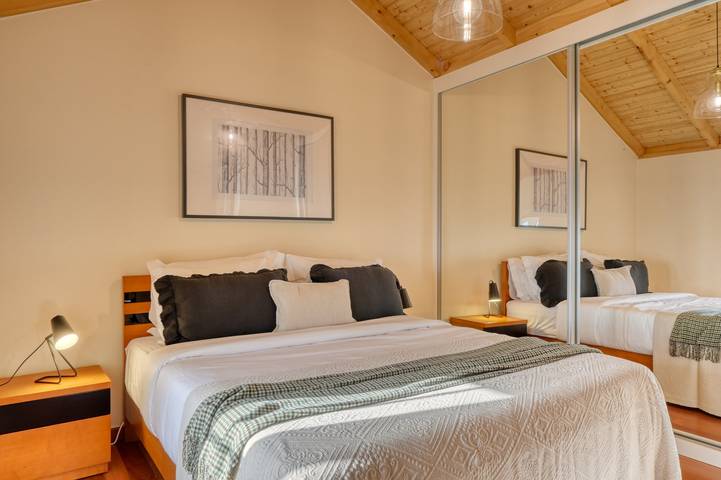 Ferienhaus für 4 Personen, mit Meerblick und Terrasse sowie Garten in Fajã da Ovelha