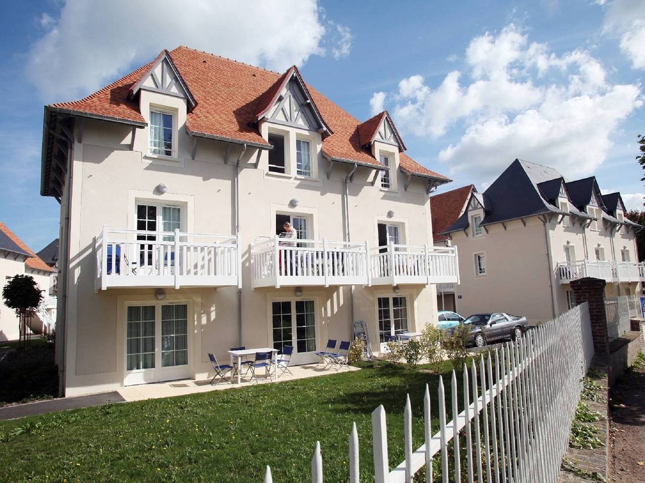 Entire apartment, Apartment in Cabourg near Beaches in Cabourg, Caen region