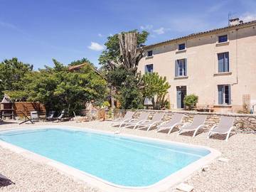 Cottage pour 12 personnes, avec piscine ainsi que jardin et vue, animaux acceptés à La Cadière-et-Cambo