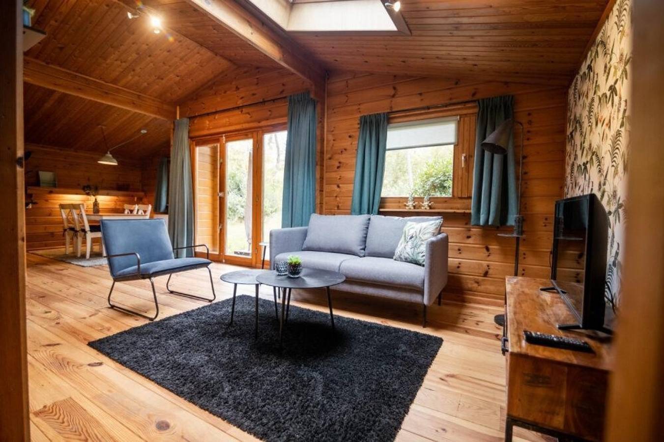 Comfortabel chalet voor 2 personen met groot terras op vakantiepark in Markelo in Markelo, Twente