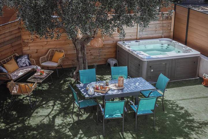Maison de vacances pour 6 personnes, avec jacuzzi à Istres
