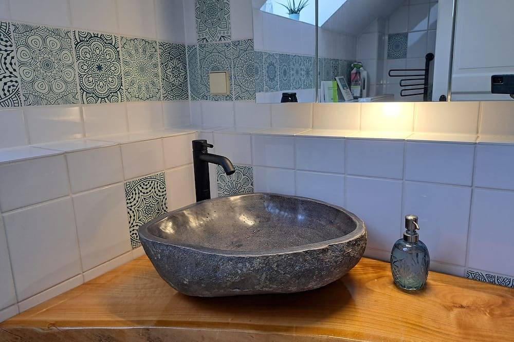 Apartamento inteiro, Gemütliche Waldrandlage Badenweiler Sehringen in Lipburg, Badenweiler