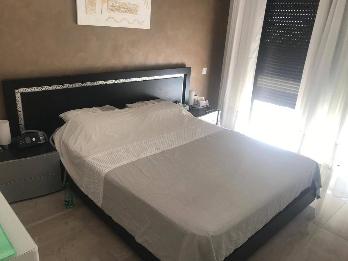 Suite haut de gamme 22 m2 de la Maison Lilomel - Entrée & Terrasse privative - Piscine - parking & wifi gratuit - Au calme et à 5 min de la mer in Sanary-sur-Mer, Côte méditerranéenne (France)