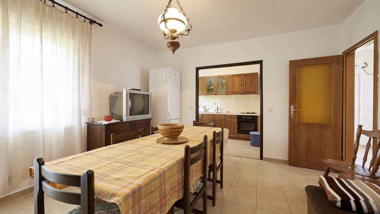 Ganze Ferienwohnung, Ferienwohnung für 8 Personen (101 m²) in Slatine in Slatine, Ciovo