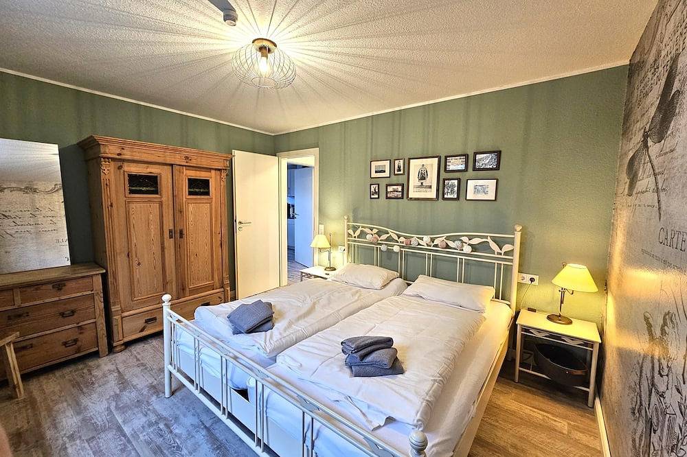 Ganze Wohnung, Ferienwohnung Gröde im Eg in Utersum – Terrasse & 500 m zum Strand in Utersum, Föhr