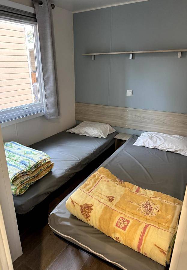 Mobile Home in Nans-les-Pins, Brignoles region