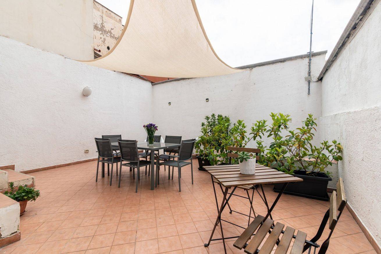 Appartamento intero, GuestHost - Ad un soffio dal Massimo Apartment in Palermo, Provincia di Palermo