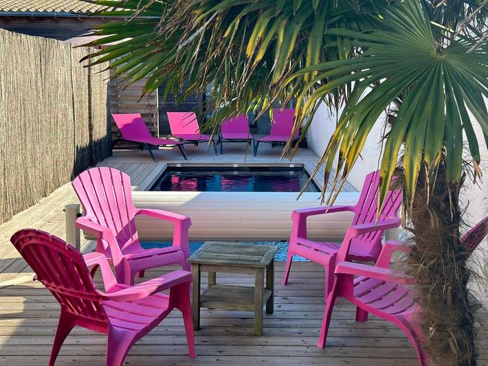 Maison de vacances pour 5 personnes, avec terrasse ainsi que vue et piscine