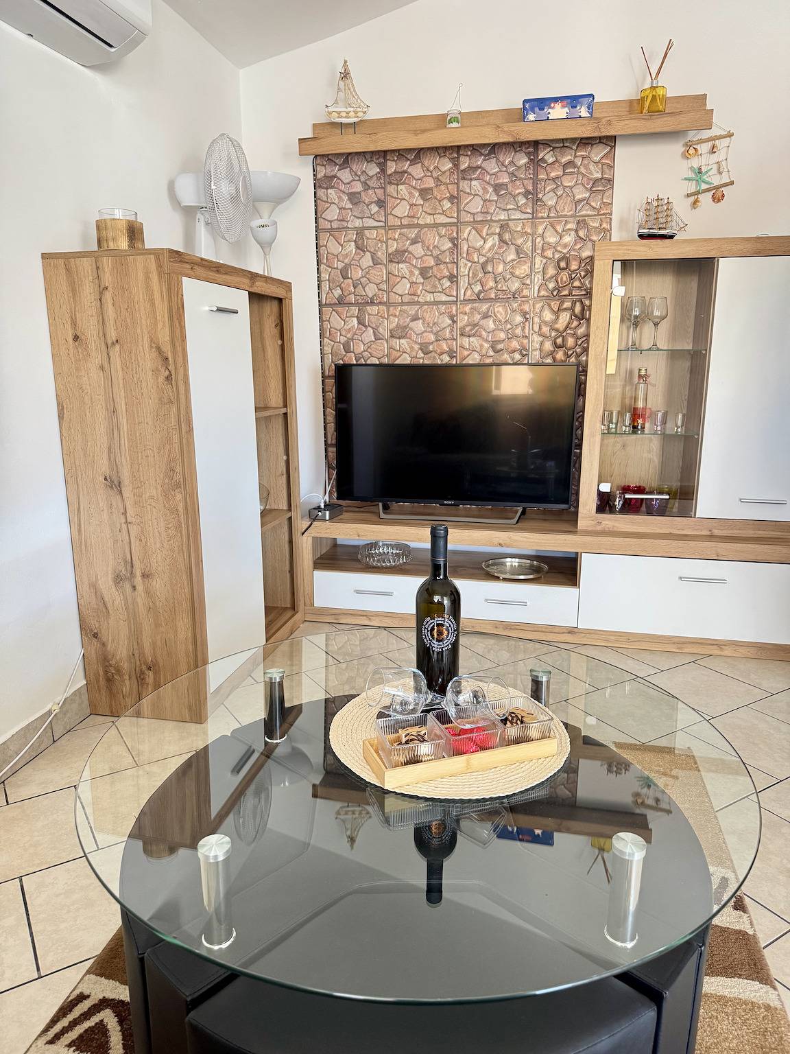 Ganze Wohnung, Apartment Didovi Dvori 2 mit Whirlpool in Razanac, Zadar