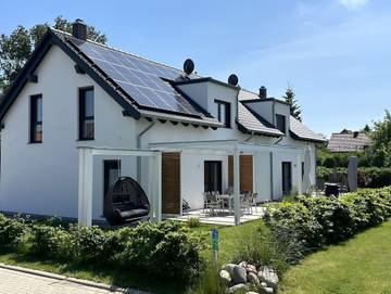 Ferienwohnung für 7 Personen, mit Garten und Sauna in Krummin