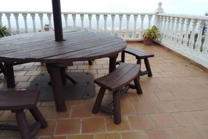 Chalet para 12 personas, con Jacuzzi y Terraza además de Jardín y Piscina en Valle de la Orotava - 4