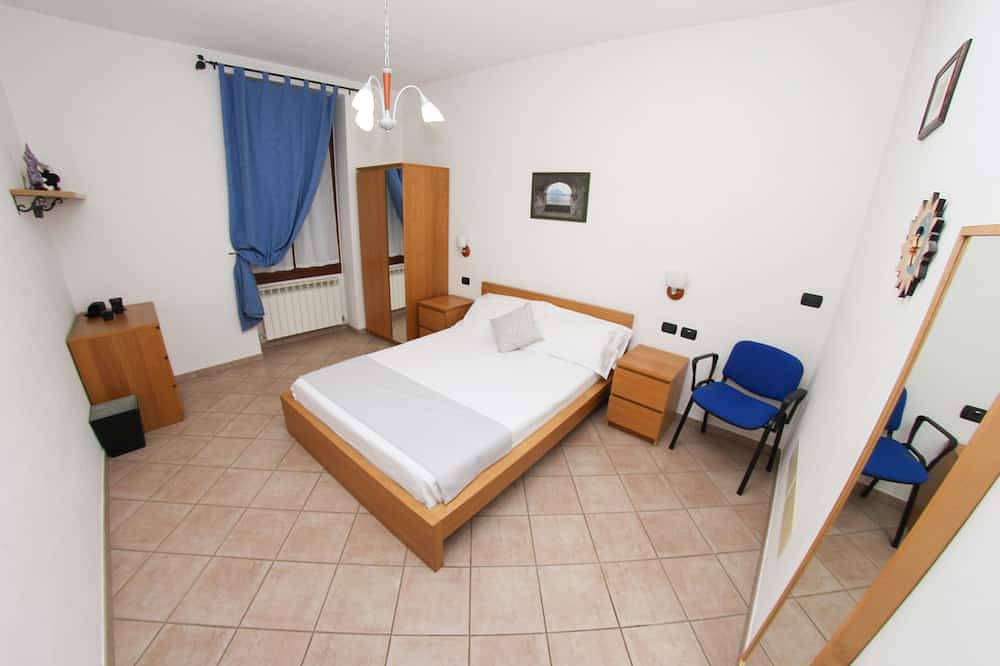 Villa Central Varenna, das Anwesen neben allen Annehmlichkeiten im Stadtzentrum von Varenna in Varenna, Gemeinde Varenna