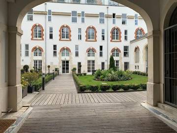 Gîte pour 2 personnes, avec jardin et terrasse à Reims