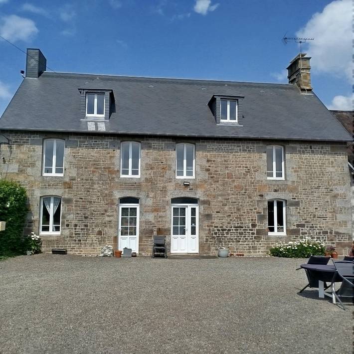 Chambre d’hôte pour 4 personnes, avec jardin dans Basse-Normandie