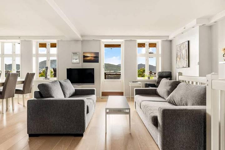 Ferielejlighed for 5 personer, med terrasse i Bergen