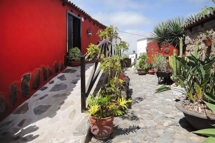 Casa rural para 4 personas, con terraza en Arico - 2