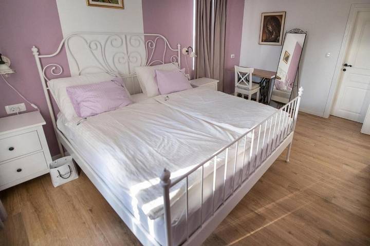 Villa pour 6 personnes, avec piscine et bassin pour enfant ainsi que sauna et jardin dans Pag - 3