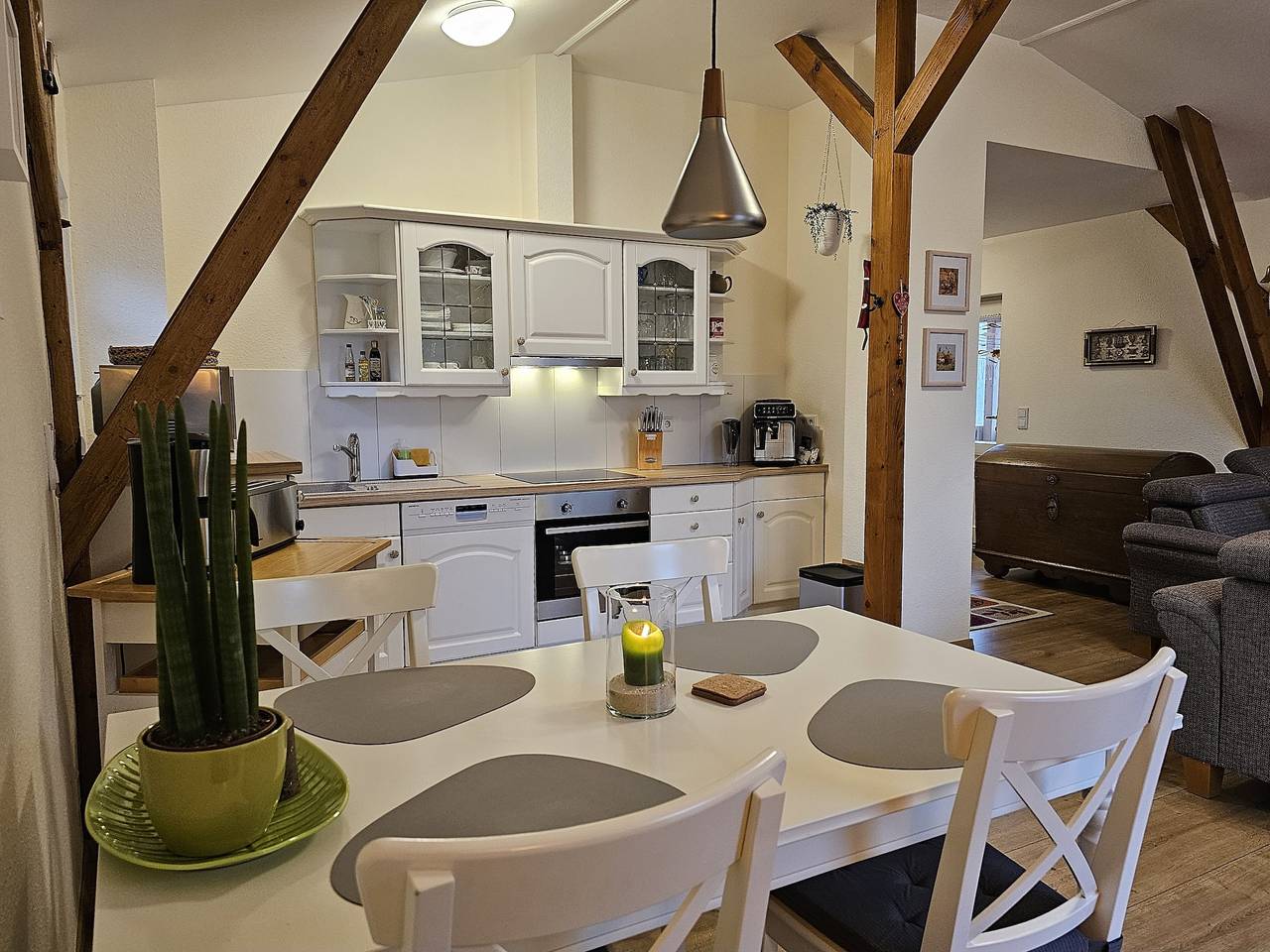 Apartamento vacacional entero, Ferienhof Schilfmeer - Fewo "Heuboden" in Körkwitz, Ribnitz-Damgarten