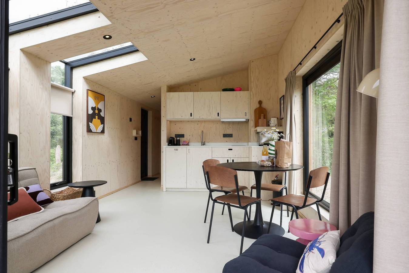 Spacious tiny house with mezzanine in Westkapelle | Zeeuwse Liefde – Tiny House 15 in Westkapelle, Walcheren