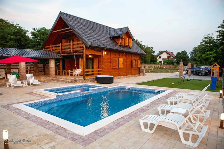 River Home 03 in Vukovar, Vukovar-Srijem