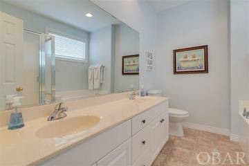 Vacation House for 10 Guests in Corolla, Currituck County, Picture 1