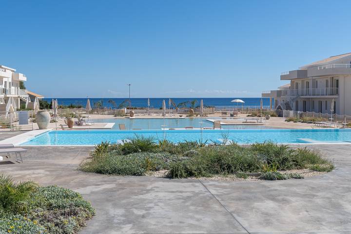Appartamento per 6 persone, con Balcone e Giardino a Marzamemi