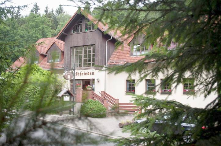 Ferienhaus für 2 Personen, mit Terrasse und Garten sowie Ausblick in Waldheim