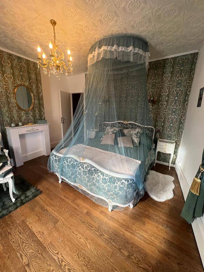 Gîte pour 8 personnes, avec piscine ainsi que jardin et vue, animaux acceptés dans Favières (Meurthe-et-Moselle) - 4