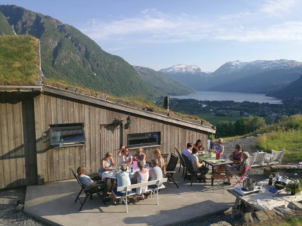 Ein heilt spesiell låve i Røldal in Røldal, Odda
