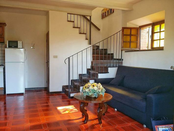 Villa a Sasso Pisano con giardino in Castelnuovo di Val di Cecina, Riserva Naturale di Monterufoli